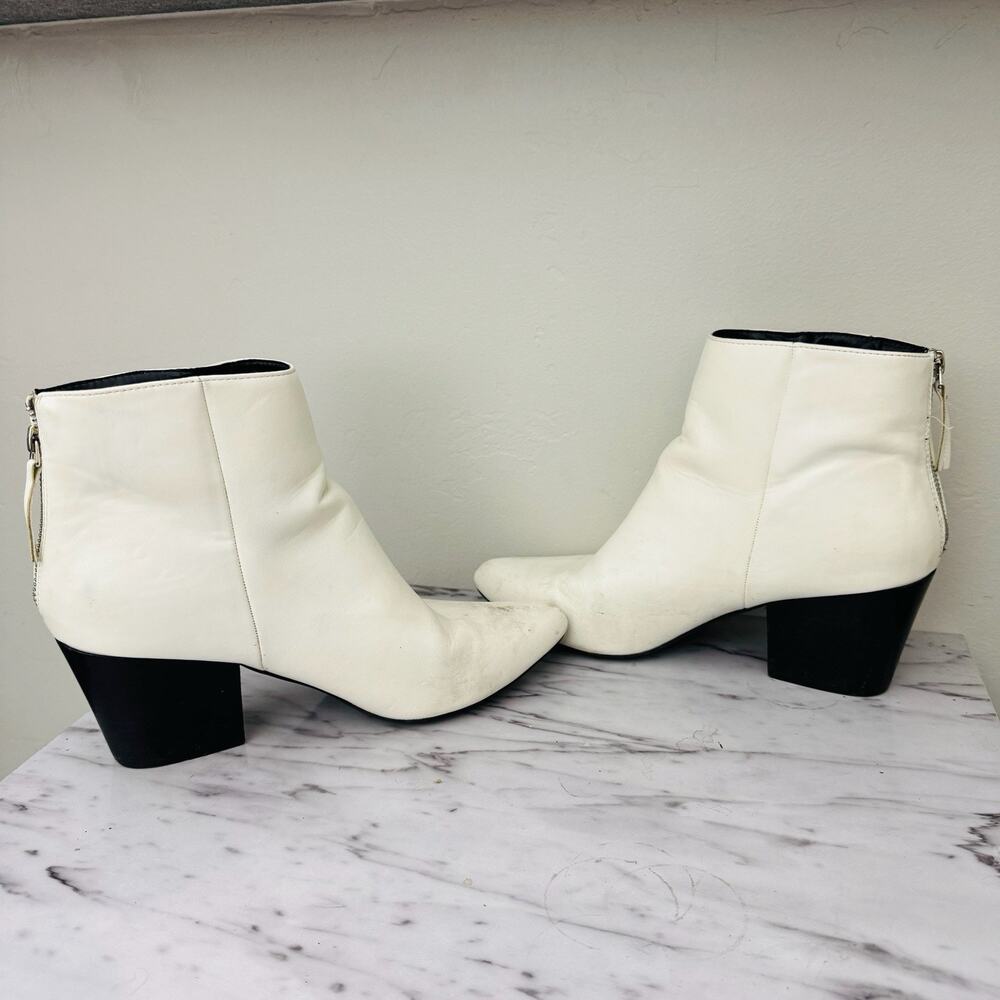 Lulus White Leather Ankle Booties Women’s Size 10 - Picture 7 of 11